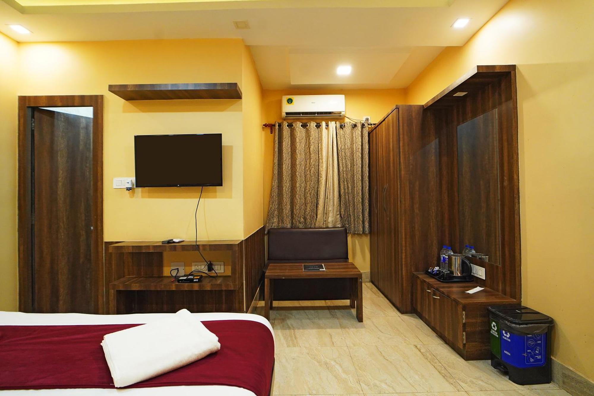 Gharana Resort !! Best Family Resort Near Kolkata With Swimming Pool !! Singur Buitenkant foto