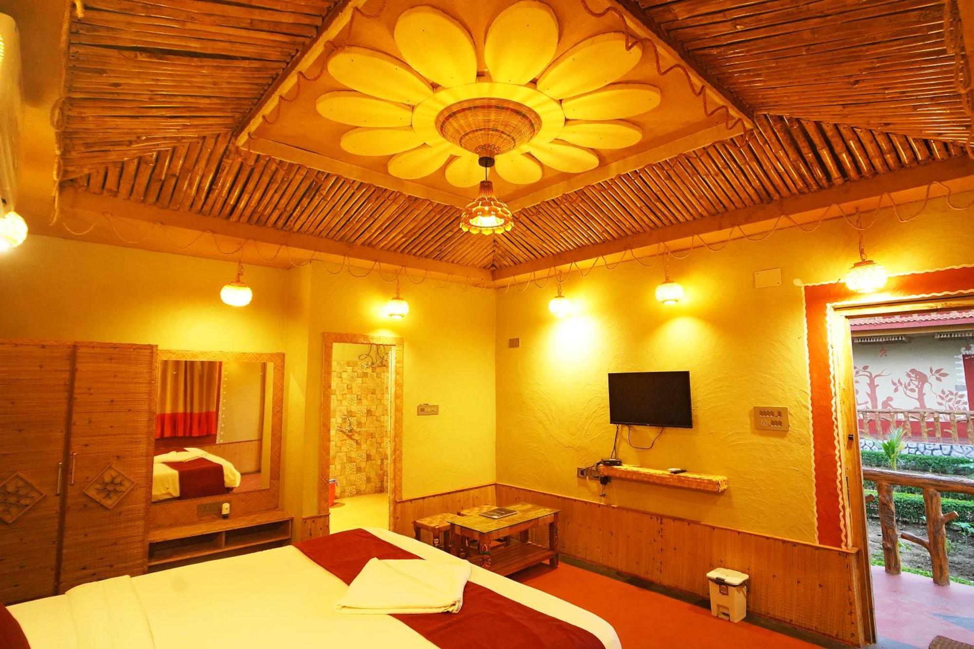 Gharana Resort !! Best Family Resort Near Kolkata With Swimming Pool !! Singur Buitenkant foto