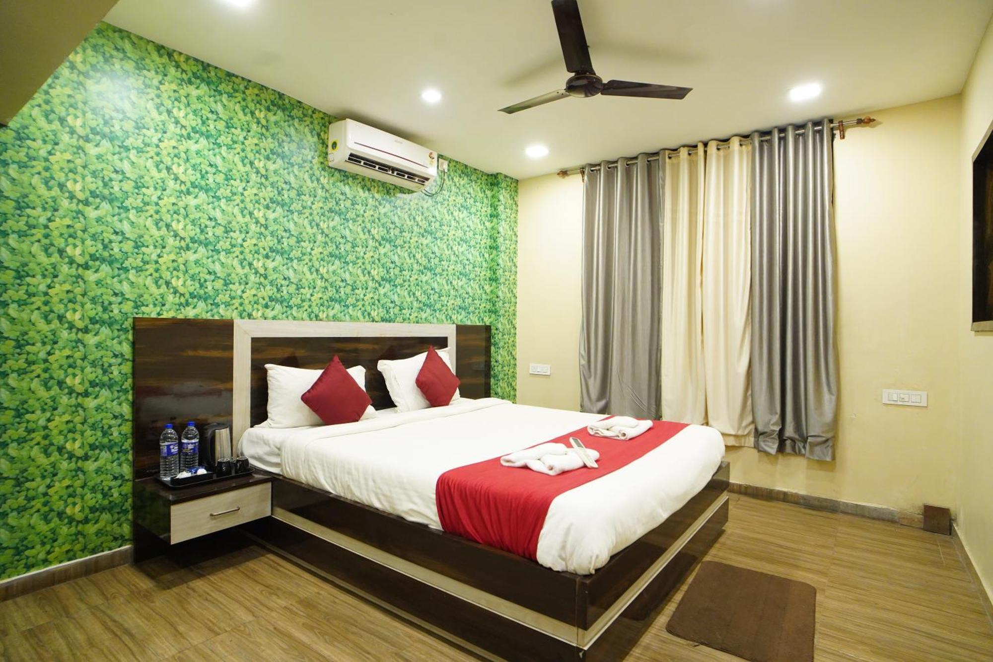 Gharana Resort !! Best Family Resort Near Kolkata With Swimming Pool !! Singur Buitenkant foto