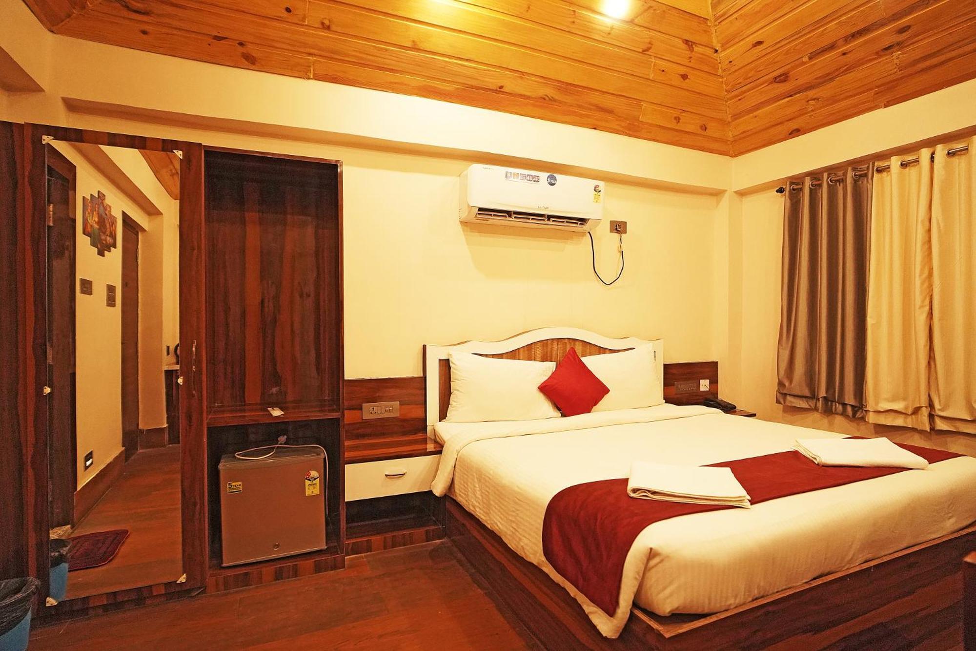 Gharana Resort !! Best Family Resort Near Kolkata With Swimming Pool !! Singur Buitenkant foto